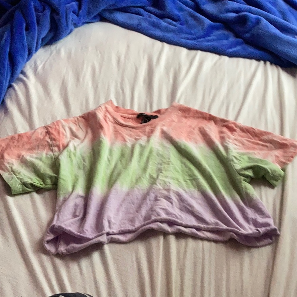 cropped shirt